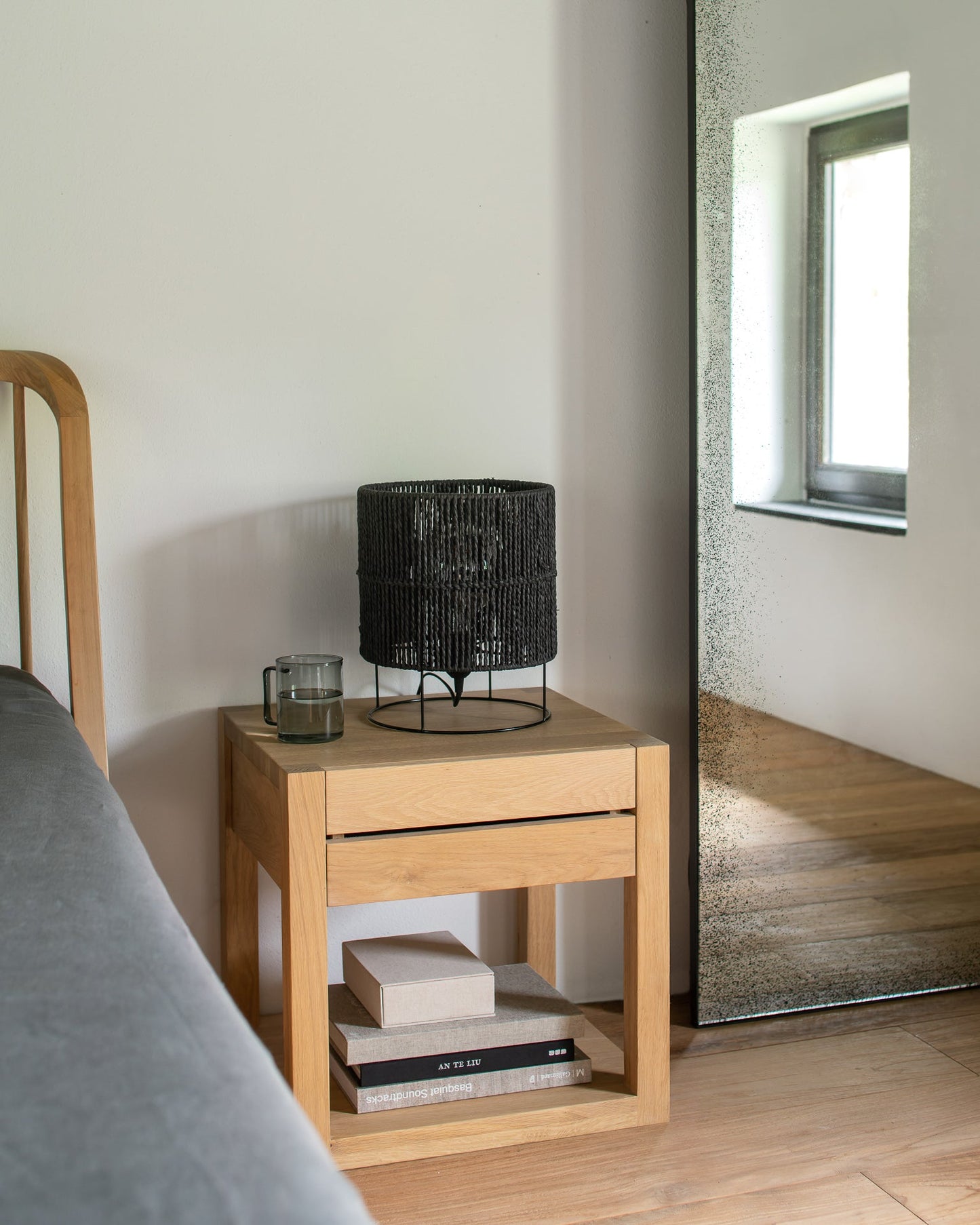 Azur Nightstand