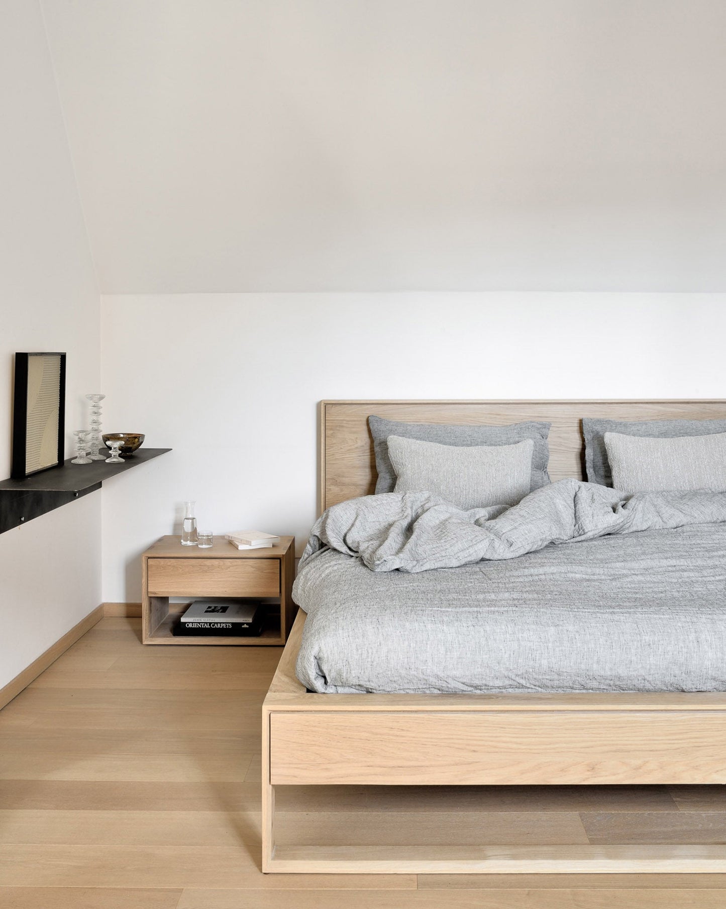Nordic II Nightstand