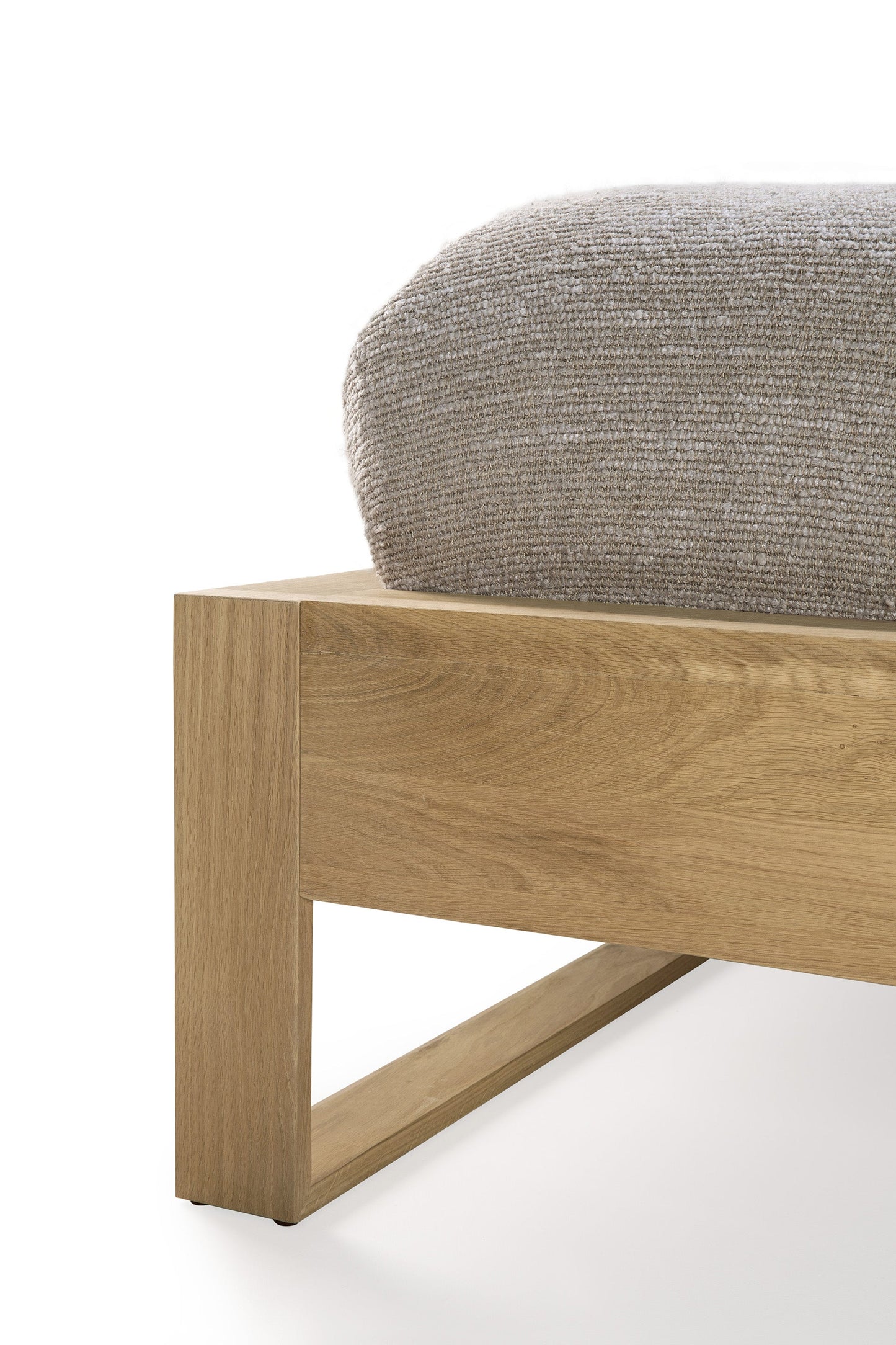 Nordic II Bed